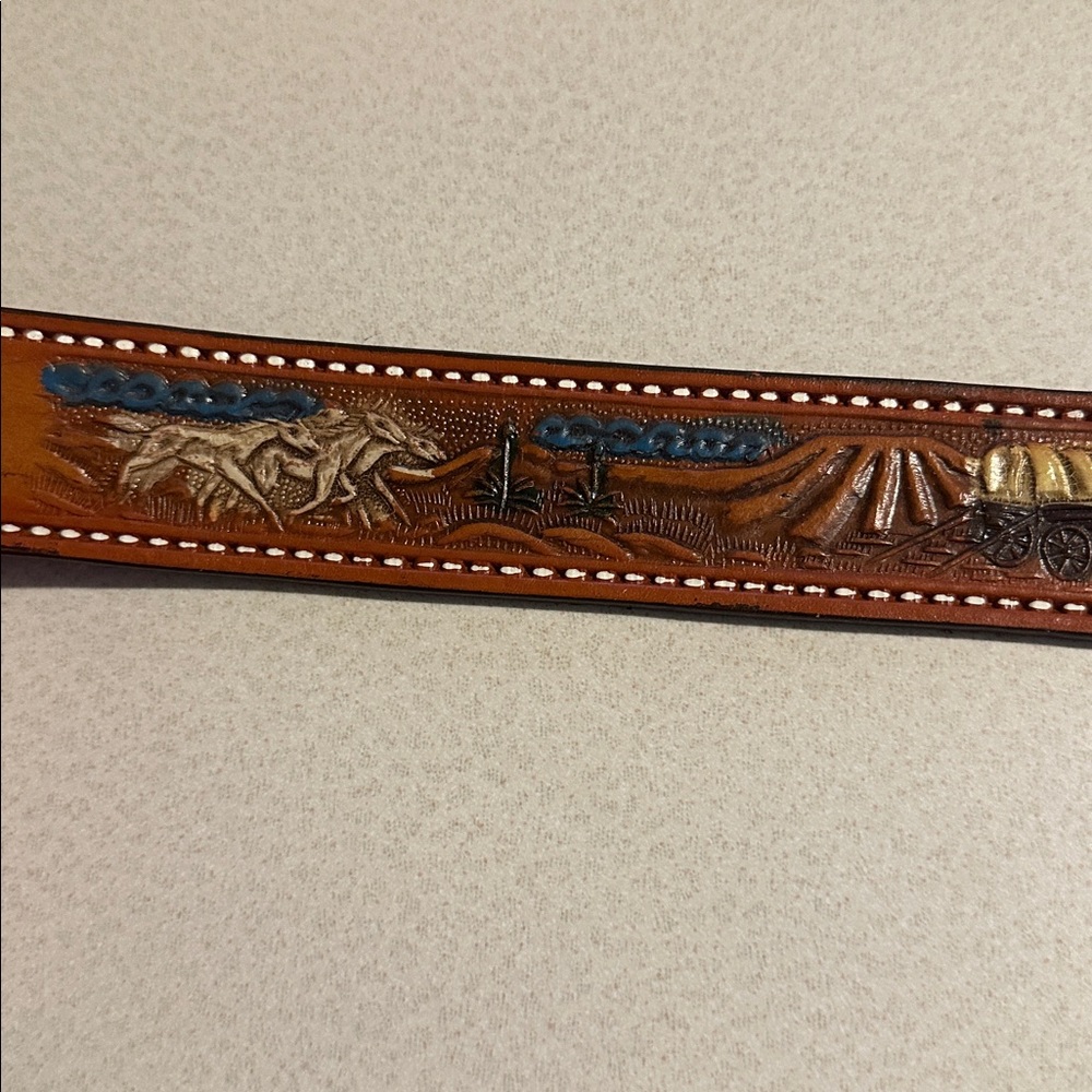 Brown tooled Leather western Belt with Country Music Buckle size 42 plus buckle - Picture 13 of 16